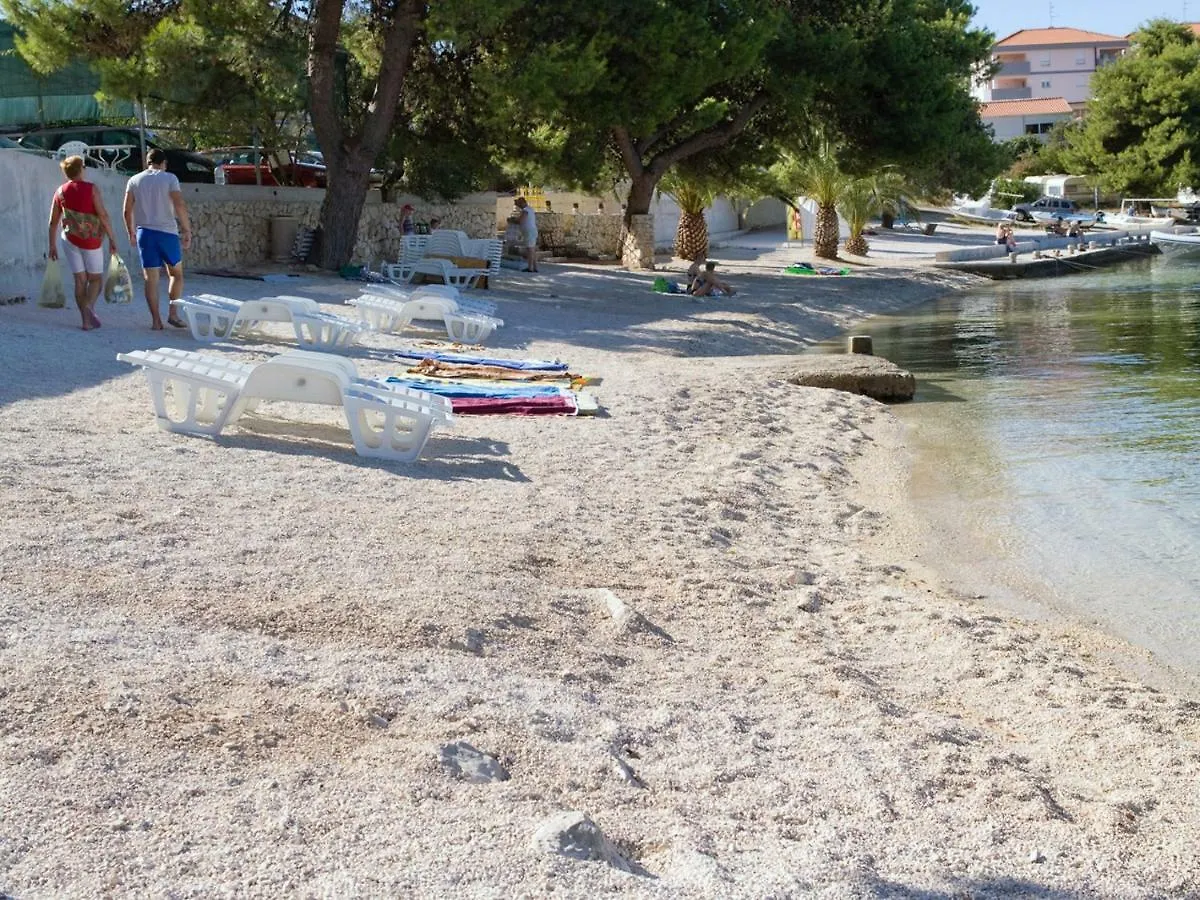 Apartments-Curkovic Trogir 0*,